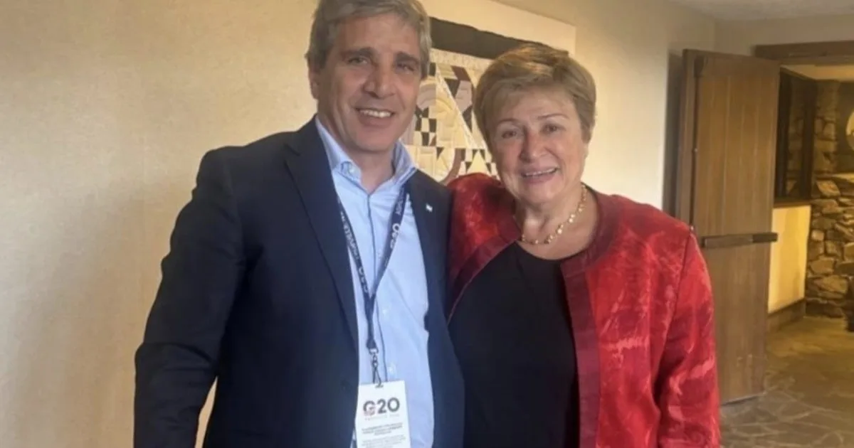 Caputo en EE.UU: defendió la reforma del Banco Central y dijo que la estabilidad económica será la base para el crecimiento