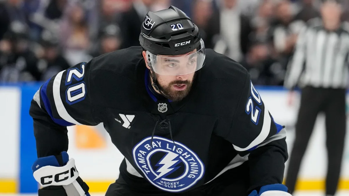 Maple Leafs’ Nick Paul suffers injury in pre-season finale