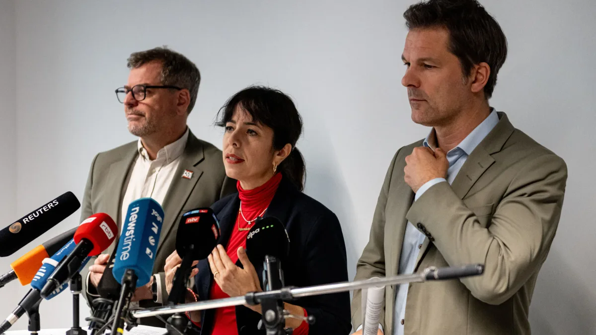 F.A.Z. Frühdenker: Stimmen SPD und Grüne für Koalitionsgespräche mit der Linken?