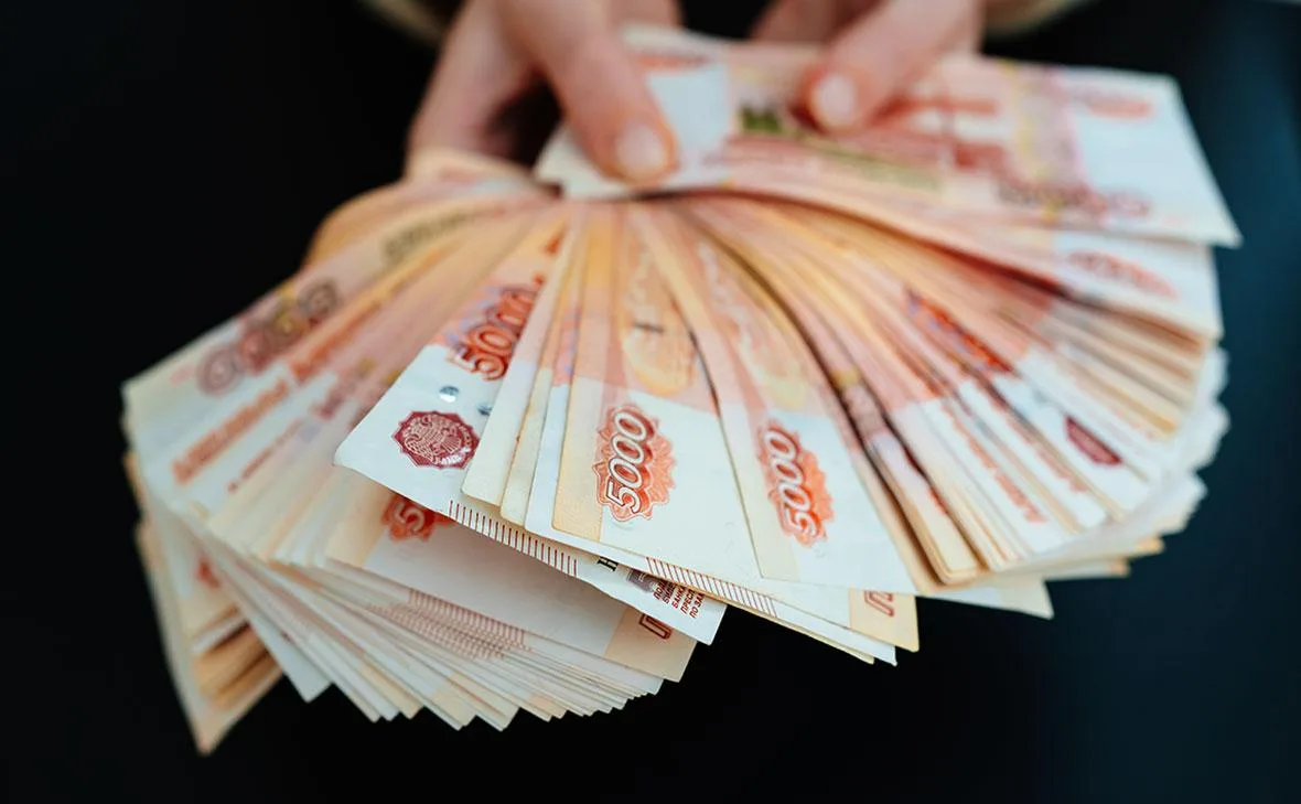 В ЦБ допустили доработку правил вывоза наличных и золота из России