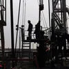 Petróleo volta a acelerar. Juros da dívida japonesa atingem máximos de três décadas