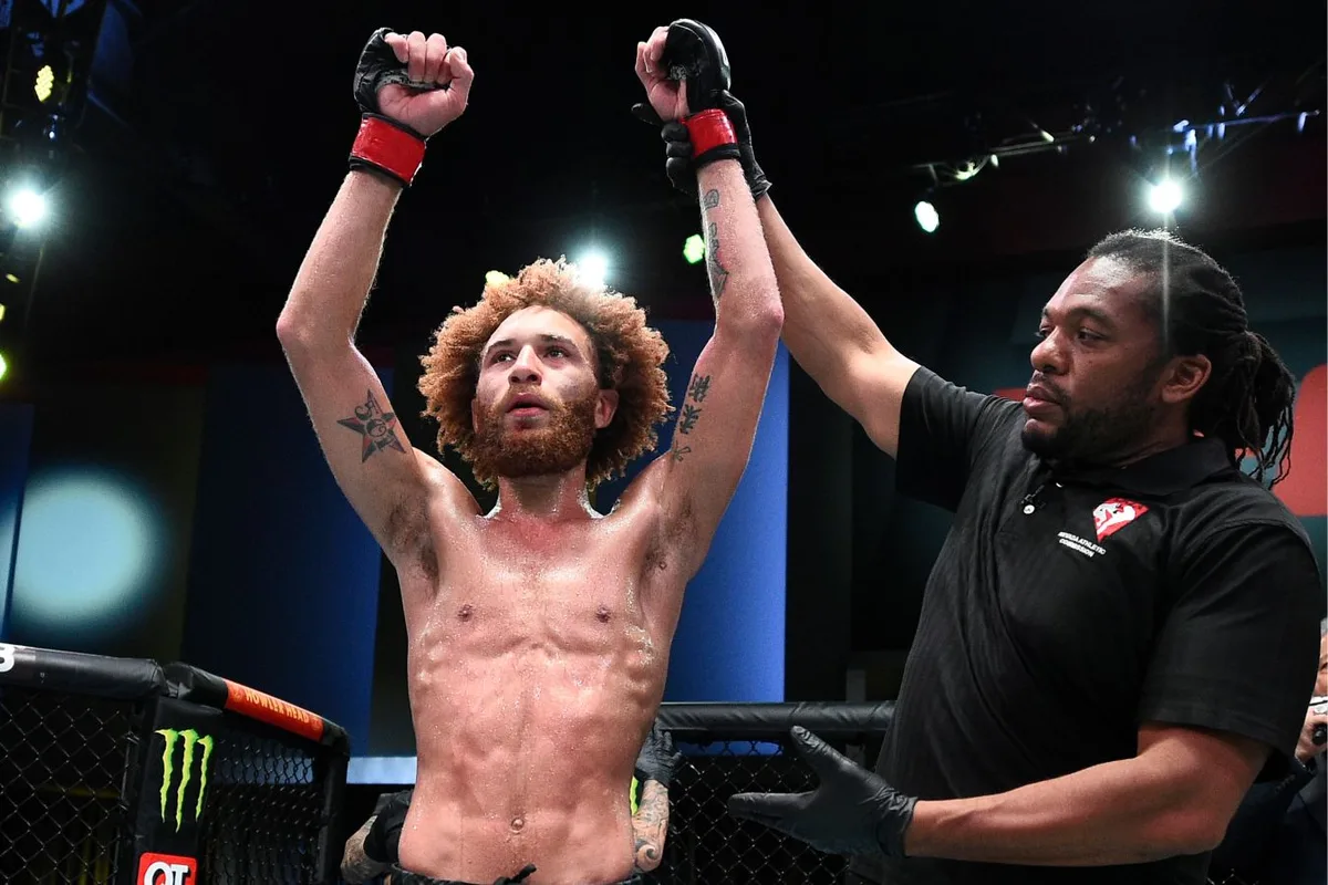 Американский боец MMA хочет получить гражданство России и принять православие