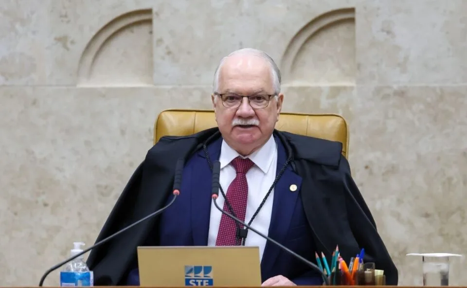 Fachin reage a vazamento de conversas entre Moraes e Vorcaro: “Medidas cabíveis e necessárias”