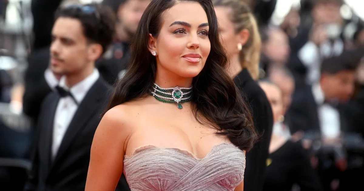 Georgina Rodríguez: "Dejé el currículum en Inditex y empecé en Massimo Dutti, pero paseaba a veces por la Milla de Oro y me encantaba ver los escaparates"