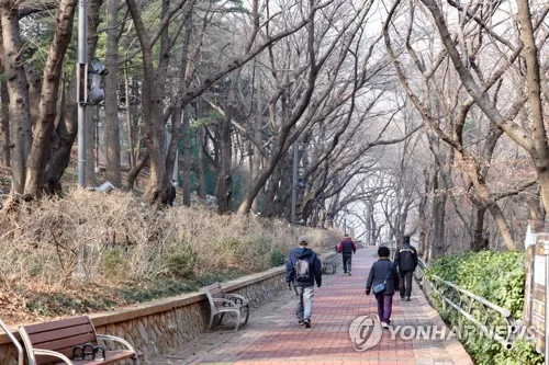 "질 높은 식사·운동 '병행'하는 성인, 입원 가능성 11%↓"