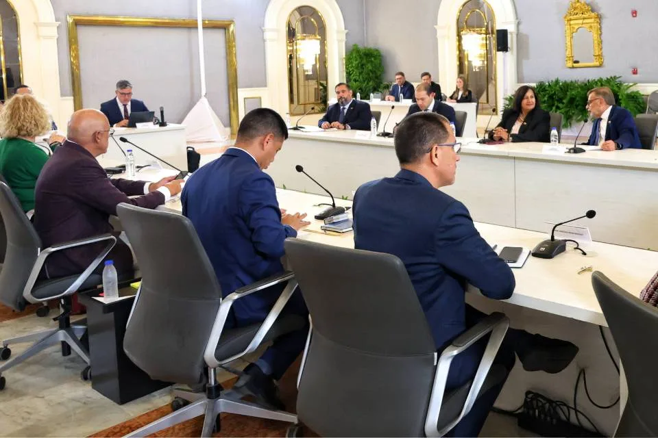 Nuevo TSJ y garantías de participación política: los temas de la tercera ronda de diálogo