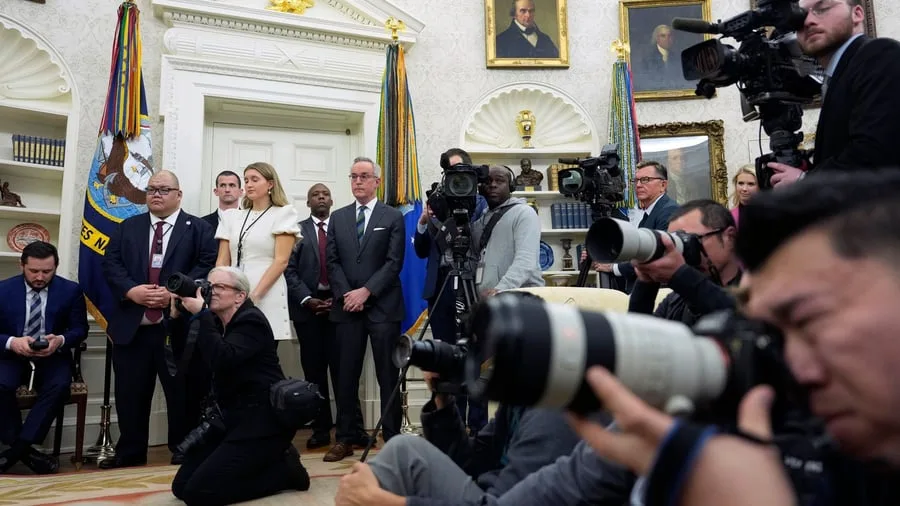 +++ USA +++: Journalisten von CNN und MS NOW dürfen wieder ins Weiße Haus
