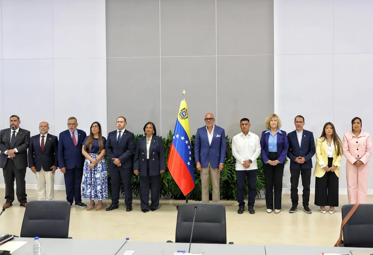 El chavismo y la oposición prosiguen el segundo ciclo del diálogo
