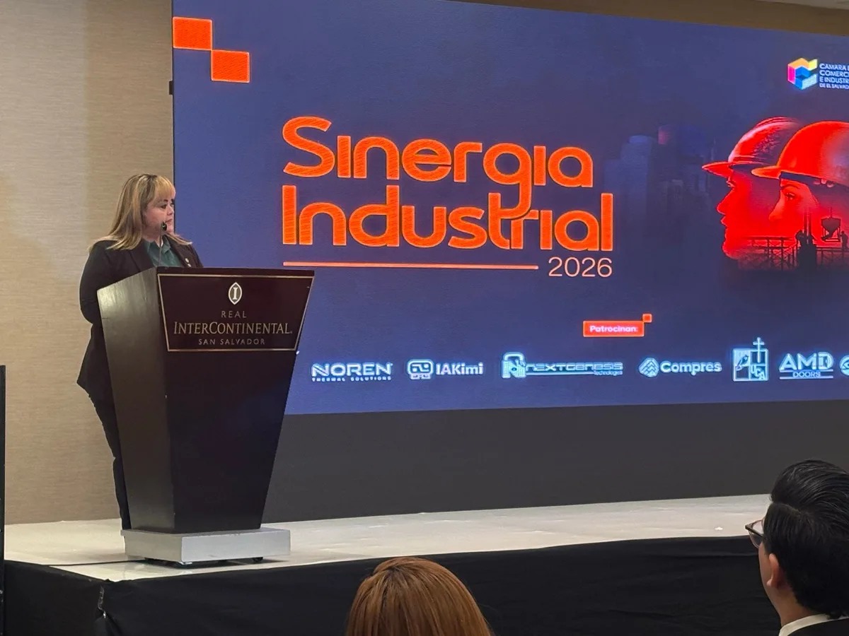 Más de 100 representantes empresariales participaron en Sinergia Industrial 2026 en El Salvador