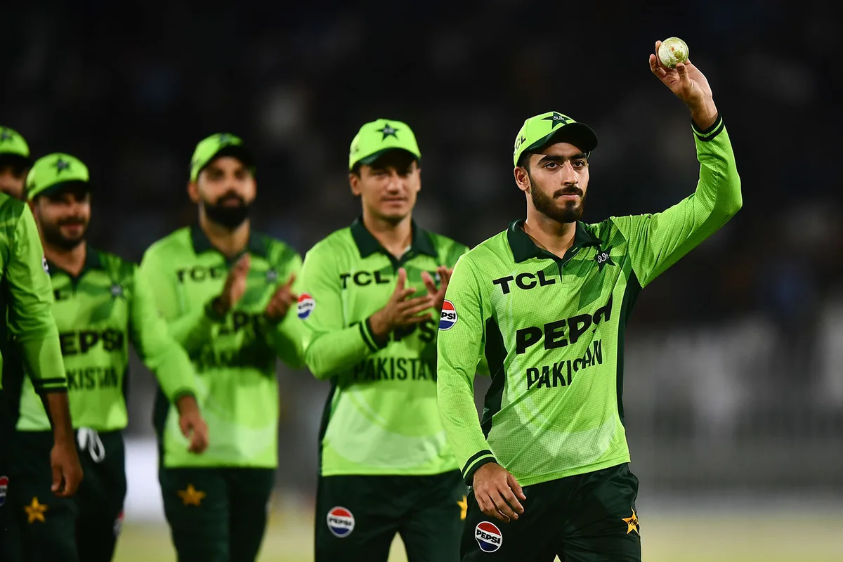 Pakistan, Sri Lanka look to find the right mix as World Cup countdown begins