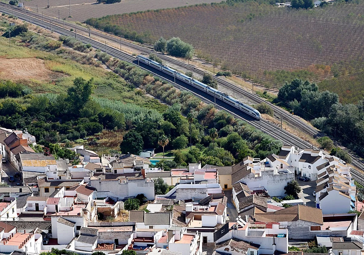 La línea de alta velocidad Córdoba-Málaga tiene límites temporales de velocidad a 80 kilómetros por hora