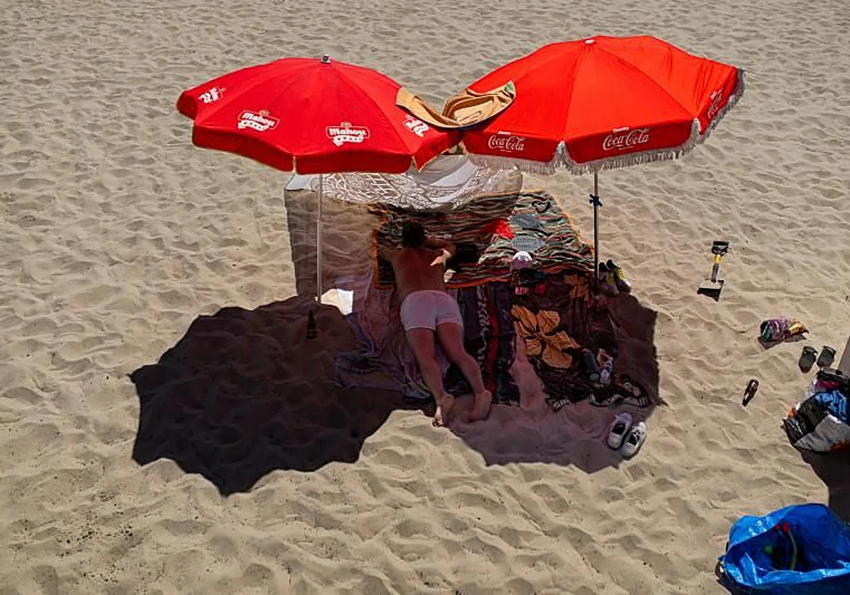 El verano se despide de Galicia, pero el calor aún se queda en Pontevedra: su interior sigue en alerta