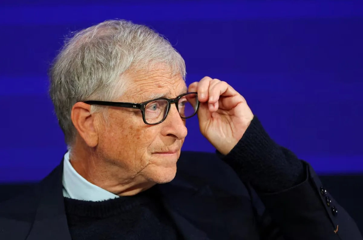 Bill Gates solicitó reservar "empleos para humanos" ante el avance de la IA