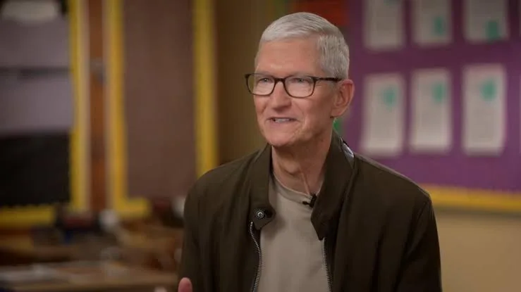 Apple tem novo CEO: John Ternus assume após 15 anos de Tim Cook