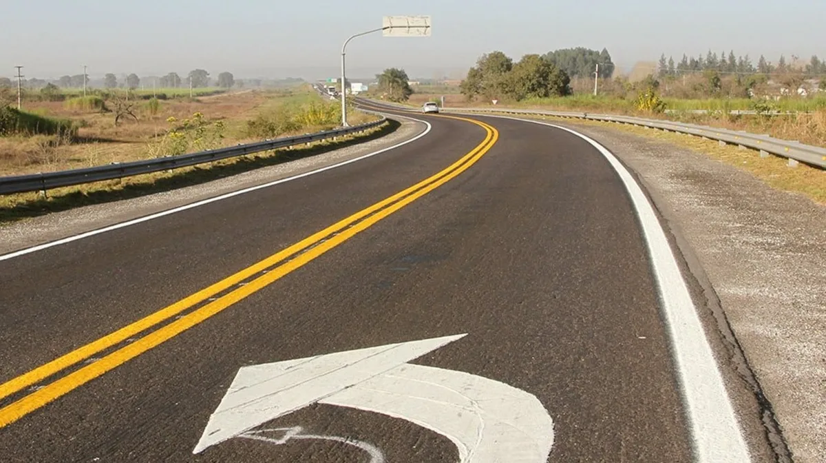 El Gobierno avanza en el traspaso de rutas a las provincias mientras mantiene negociaciones con los gobernadores dialoguistas