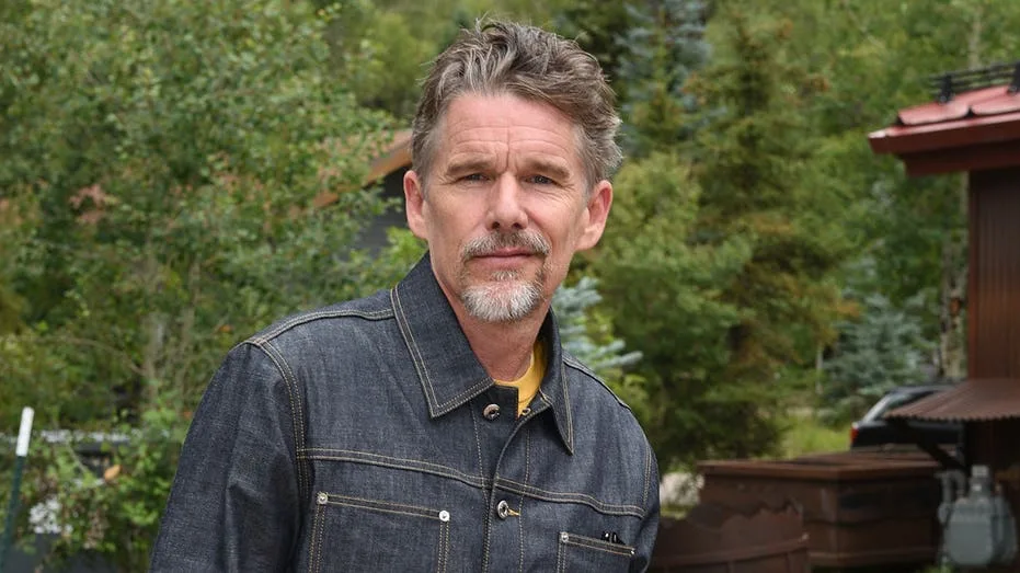 Ethan Hawke blasts Hollywood's 'greedy bastards,' predicts massive rebellion against powerful elites