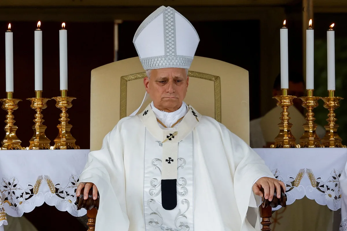 El papa envió ayuda económica a Nepal para atender “necesidades urgentes” tras la catástrofe que dejó más de 600 muertos