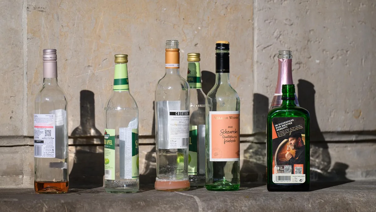 Junge Menschen trinken seltener Alkohol - Rauschtrinken weiter beliebt