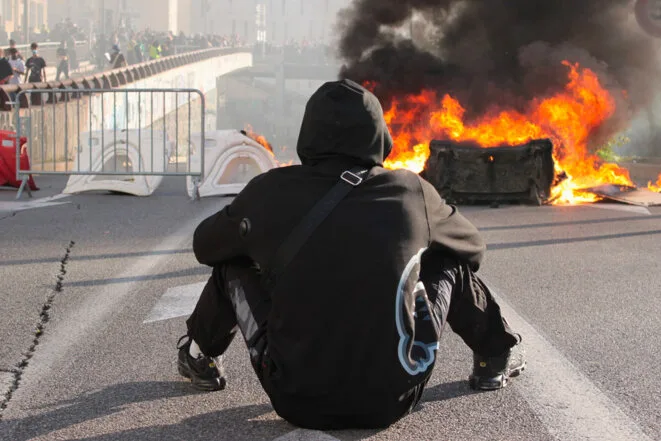 Marseille, 17 octobre: entre revendications et pillages, la ville sens dessus dessous