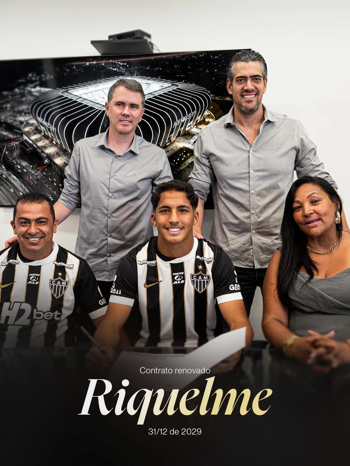 Multa de R$ 600 milhões e integração ao profissional: os planos do Atlético-MG para Riquelme