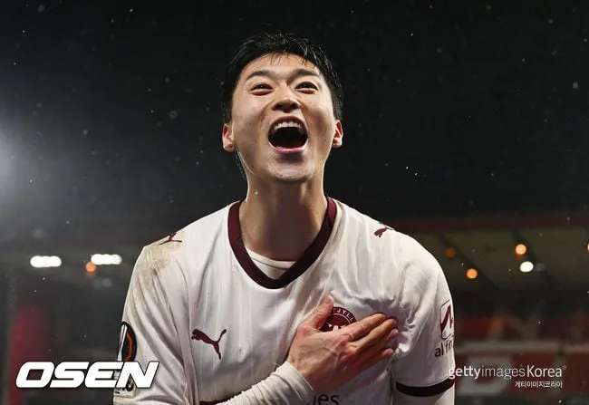 "韓 축구 최초 월드컵 멀티골 꽃미남" 조규성, 유럽 떠나 日 갈까..."연봉 26억, J리그 마치다 영입 나선다"