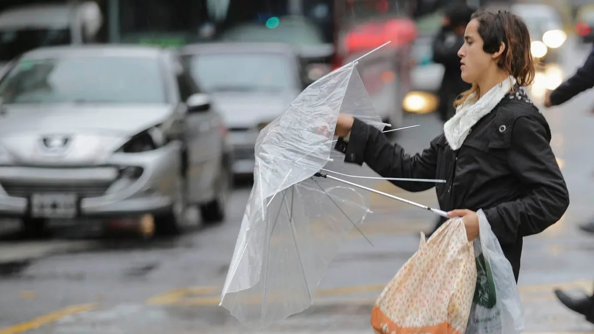 Vuelven las lluvias a Buenos Aires: el pronóstico del tiempo para este fin de semana largo, según el SMN