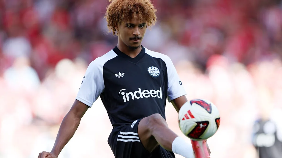 Klappt Kalimuendo-Deal? - Neue England-Attacke auf Eintracht-Star