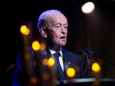 Former Canadian leader Jean Chrétien tells US: ‘Never mistake our generosity for weakness'