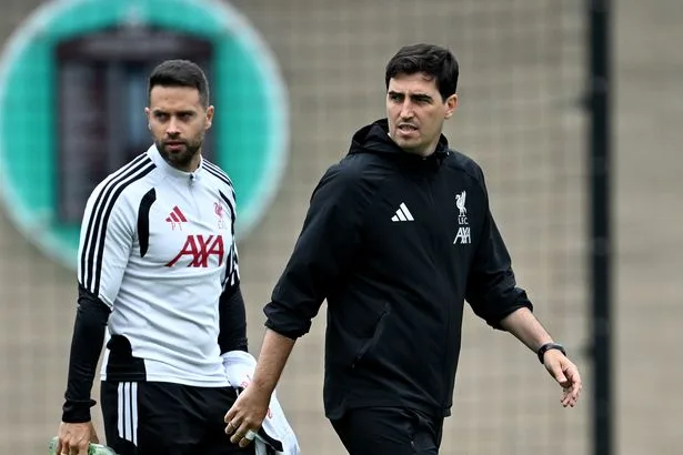 Liverpool star accused of 'white lie' as he tries to force through summer transfer