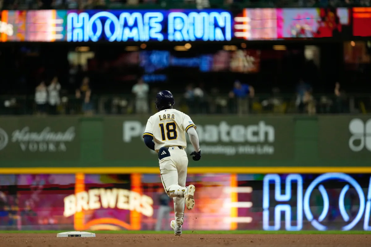 Brewers humillan 22-0 a Mariners e igualan la mayor blanqueada de la era moderna en MLB