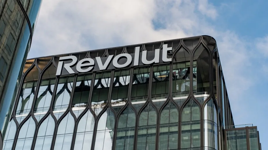 Vom Bankkonto zum Handyvertrag: Wie Revolut in Deutschland aufholen will