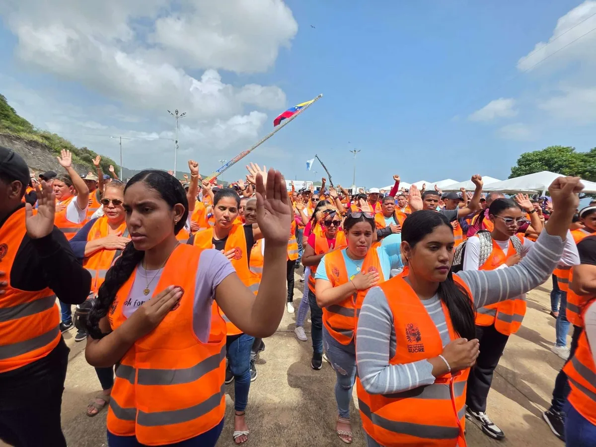 Juramentan voceros de Comités de Gestión de Riesgo Comunal en Sucre