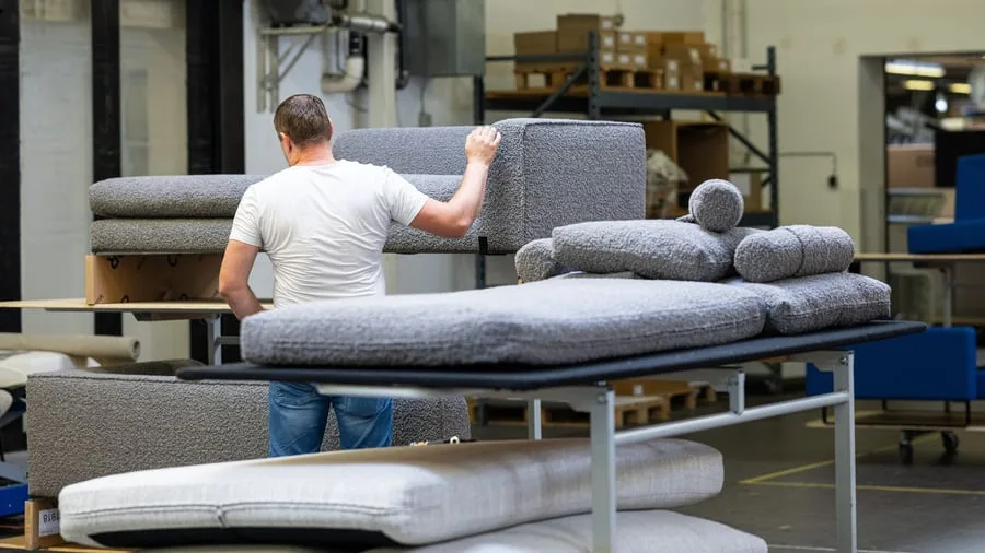 Unternehmen: Möbelbranche in der Krise: Umsätze sinken im ersten Halbjahr