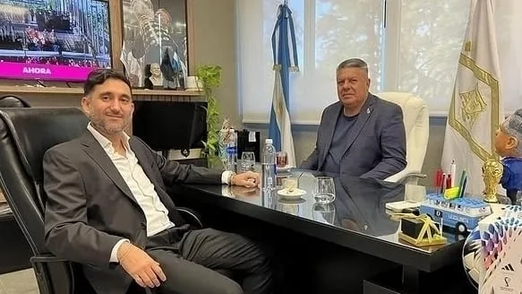 El financista investigado por la causa AFA admitió que usó su vínculo con “Chiqui” Tapia para hacer negocios con los clubes