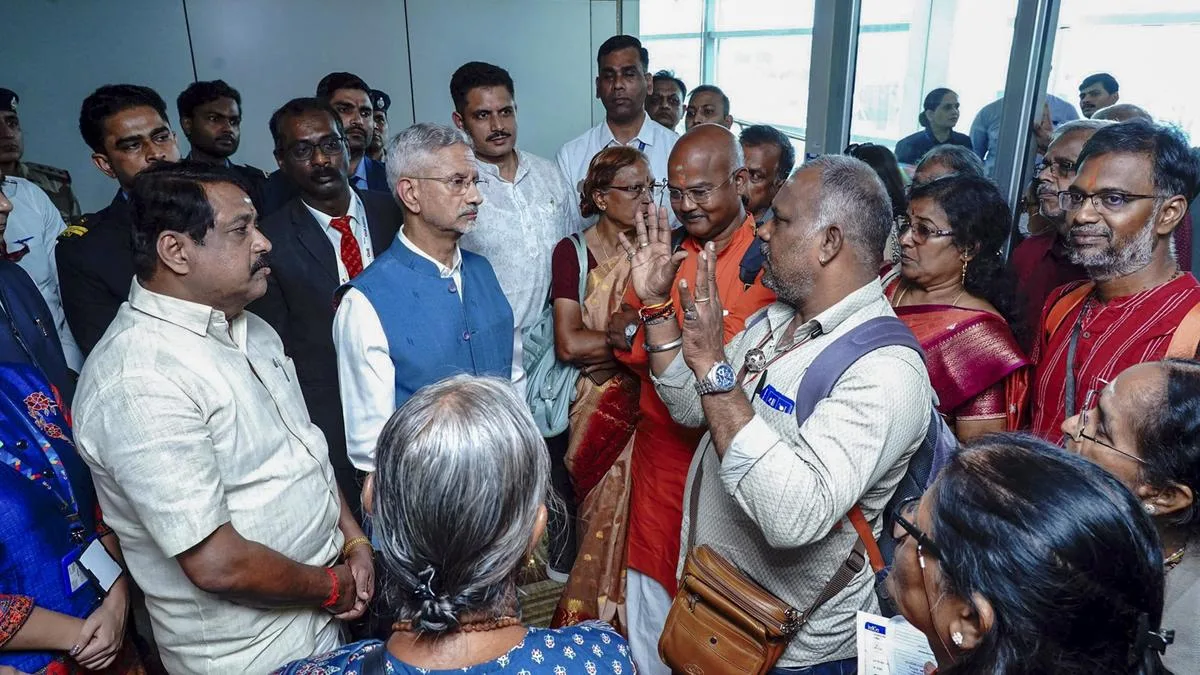 EAM S. Jaishankar receives rescued Tamil Nadu pilgrims returning from Nepal