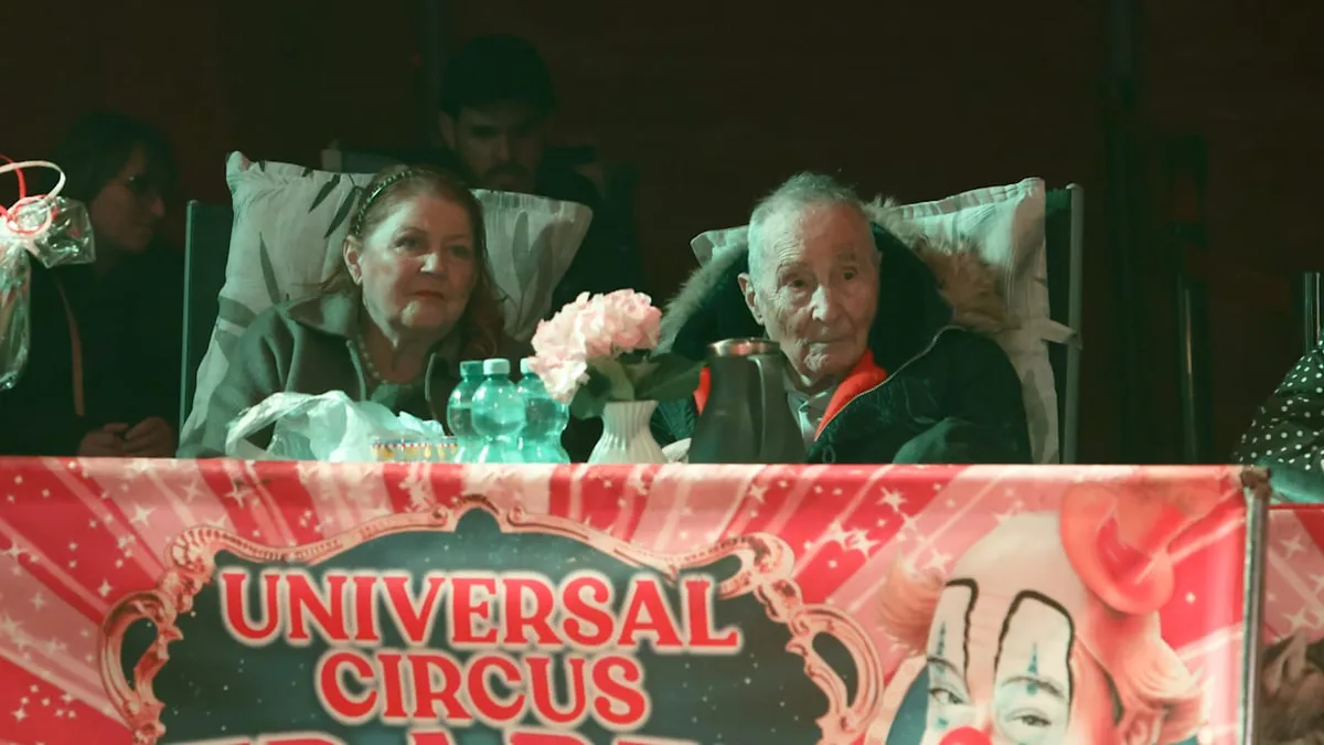 Freddy Quinn mit 95 zurück im Zirkus - Junge, da ist er wieder