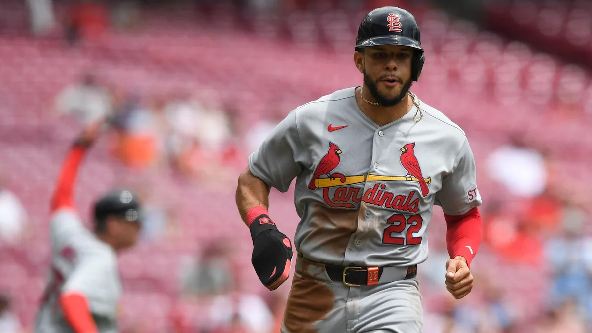 Alec Burleson and a stout bullpen lead the Cardinals over the Reds 2-1 in Game 1 of doubleheader