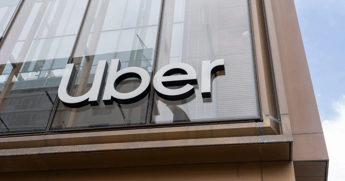 Uber corta 10% dos funcionários para reduzir custos e agilizar gestão