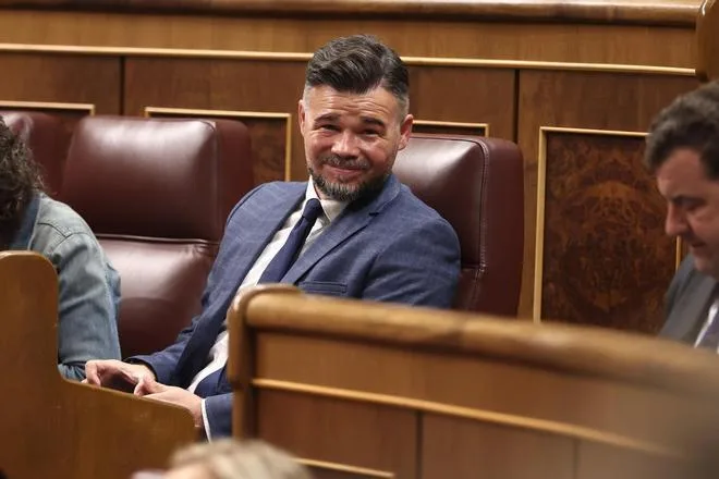 Rufián se descarta para liderar una lista estatal de izquierdas y limita su papel a candidato en Catalunya