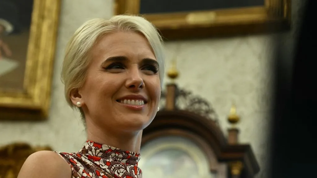 Qui est l'"assistante spéciale" Natalie Harp, toujours dans l'ombre de Donald Trump ?