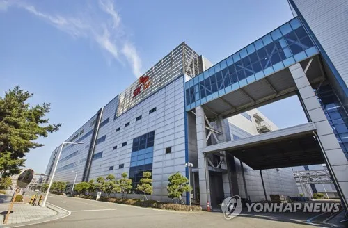 [특징주] SK온 1.5조 배터리셀 수주 소식에 SK이노 장초반 급등