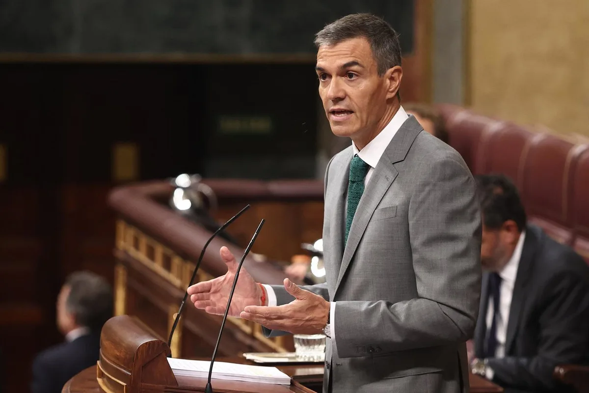 Sánchez niega avisos de la entrada masiva de migrantes y admite que "fallaron cosas" en los servicios de Información