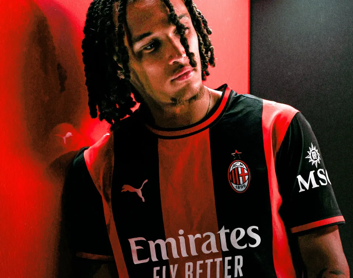 Milan anuncia lateral da seleção belga e fecha negócio recorde com Strasbourg