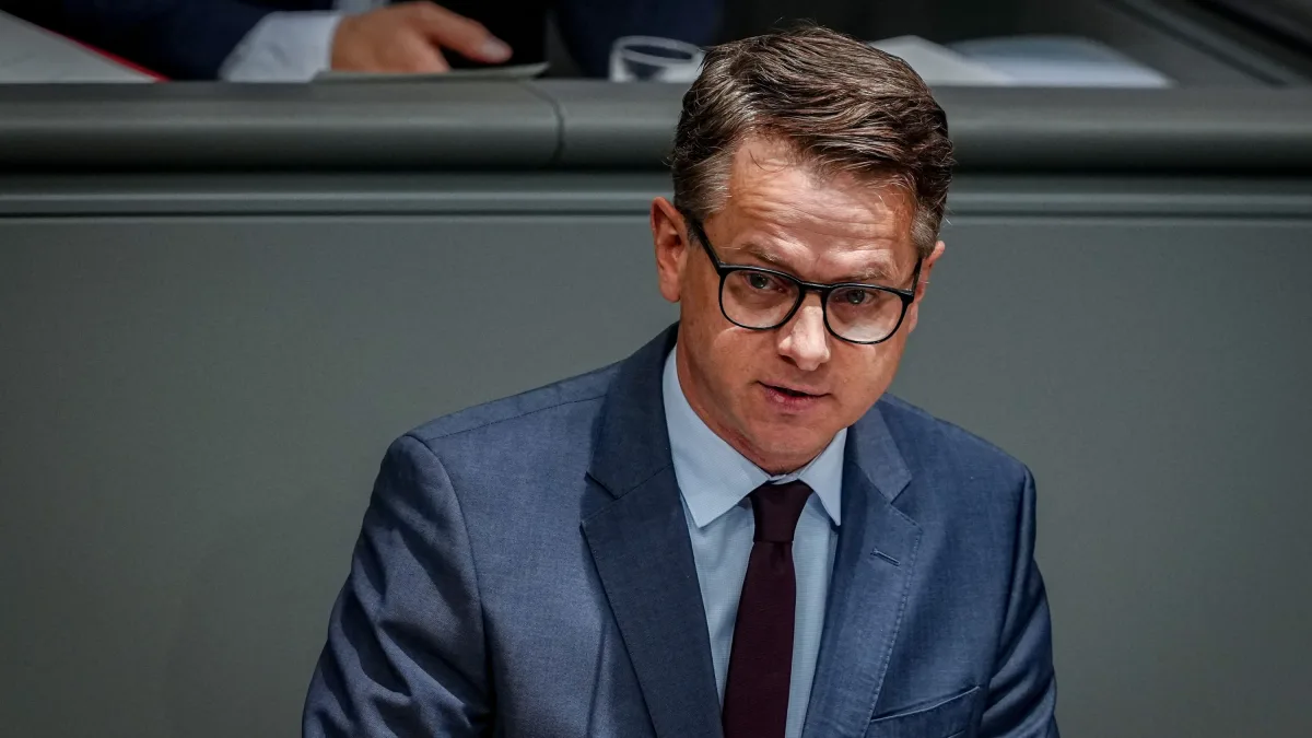 Deutschland Liveblog: Bundestag beschließt Reform der Notfallmedizin