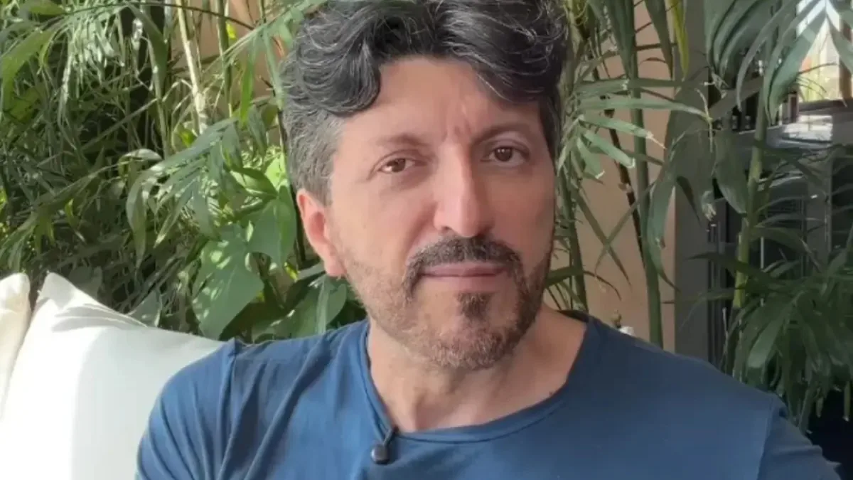 Lito Sousa recebe remédio experimental nunca testado em humanos, e esposa atualiza estado de saúde; assista Lito Sousa recebe remédio experimental nunca testado em humanos, e esposa atualiza estado de saúde; assista