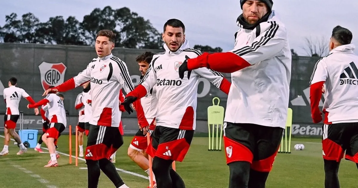 La foto matera entre dos campeones del mundo que revolucionó a los hinchas de River