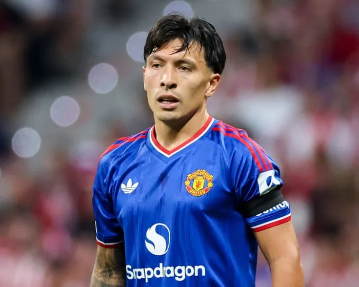 Football Daily | Martínez lets rip as United’s dirty laundry gets a very public airing