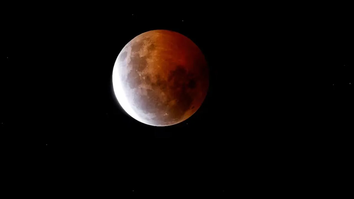 Así se vio el Eclipse de Sangre, cuando la Luna Llena se tiñe de rojo (Video)