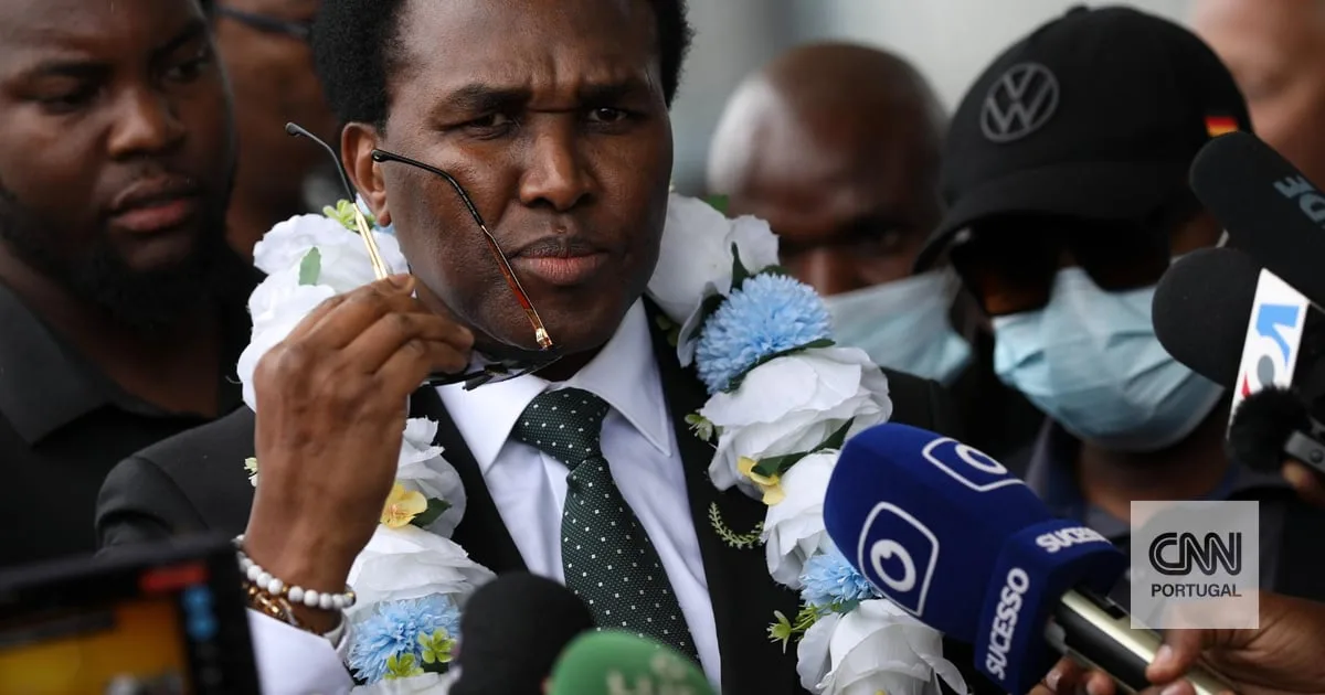 Mondlane notificado para ser julgado por desobediência e terrorismo em Moçambique