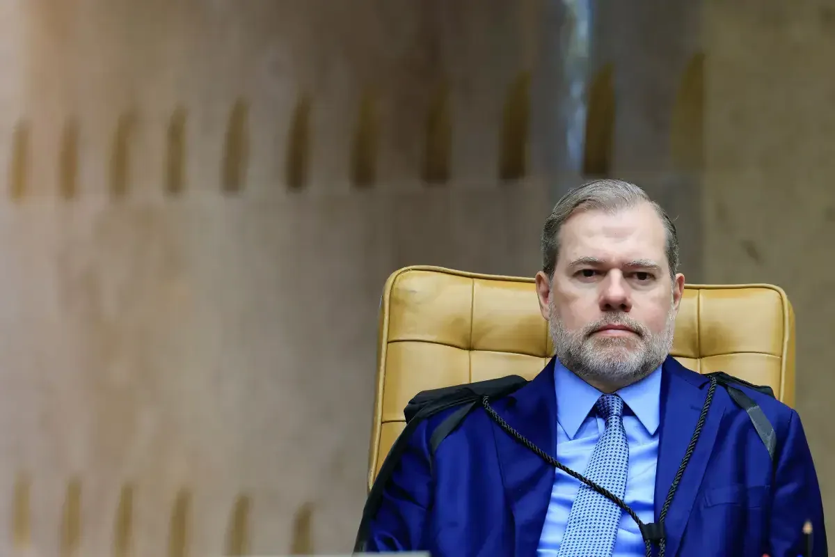 Toffoli se declara suspeito e não votará em julgamento sobre Moraes